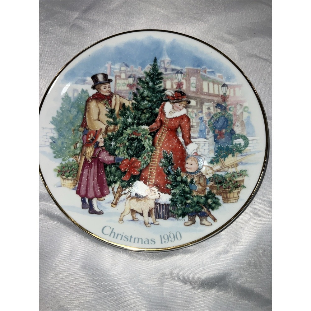 VTG, Avon, 1990, Source of Fine Collectibles, Bringing Christmas Home, 8" Plate,